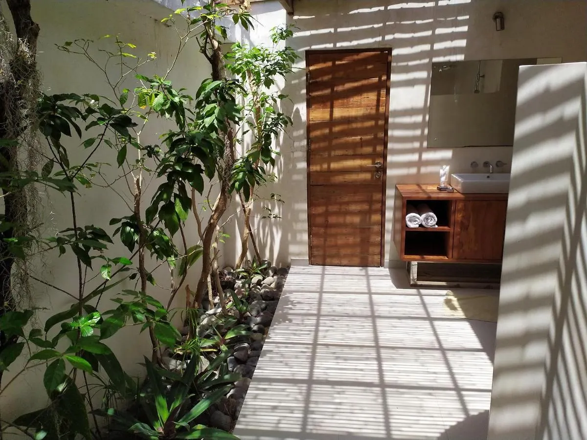 Umalas Creek Villas Canggu Hotel